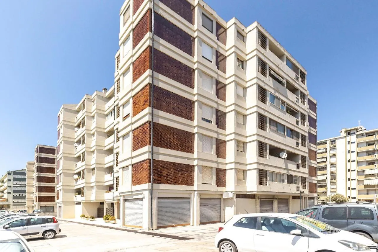 Ice Apartment - Free Wifi Quartu Sant'Elena 0*,  Italy
